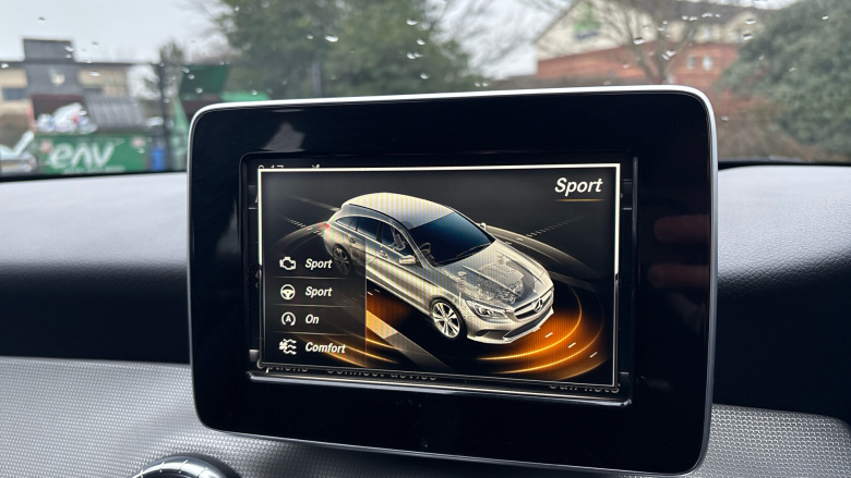 Mercedes-Benz CLA 200d Sport 5dr Tip Auto Diesel Estate